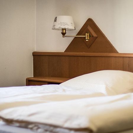 Hotel Alscher Леверкузен Экстерьер фото